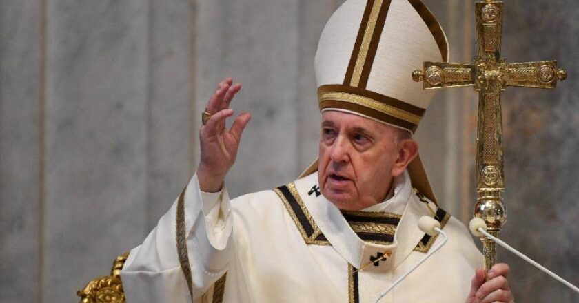 Le pape François arrêté pour « trafic d’êtres humains » et pédopornographie, le démenti