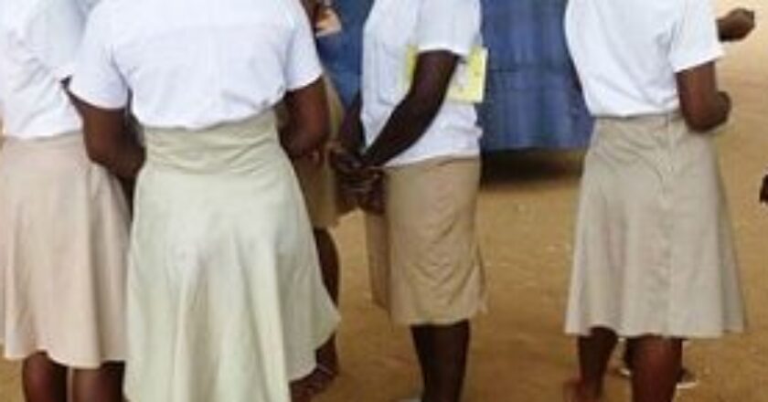 Bénin: les élèves filles interdit d’accès à la salle des professeurs