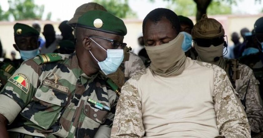 https://actusalade.com/blog/crise-malienne-les-autorites-rejettent-la-visite-dun-emissaire-de-la-cedeao/