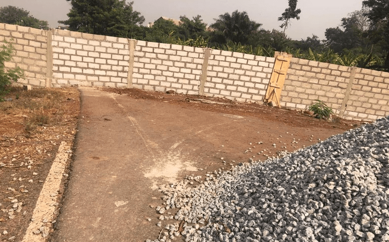 Ghana : cet ancien président de la République aurait bloqué une grande route pour son projet immobilier