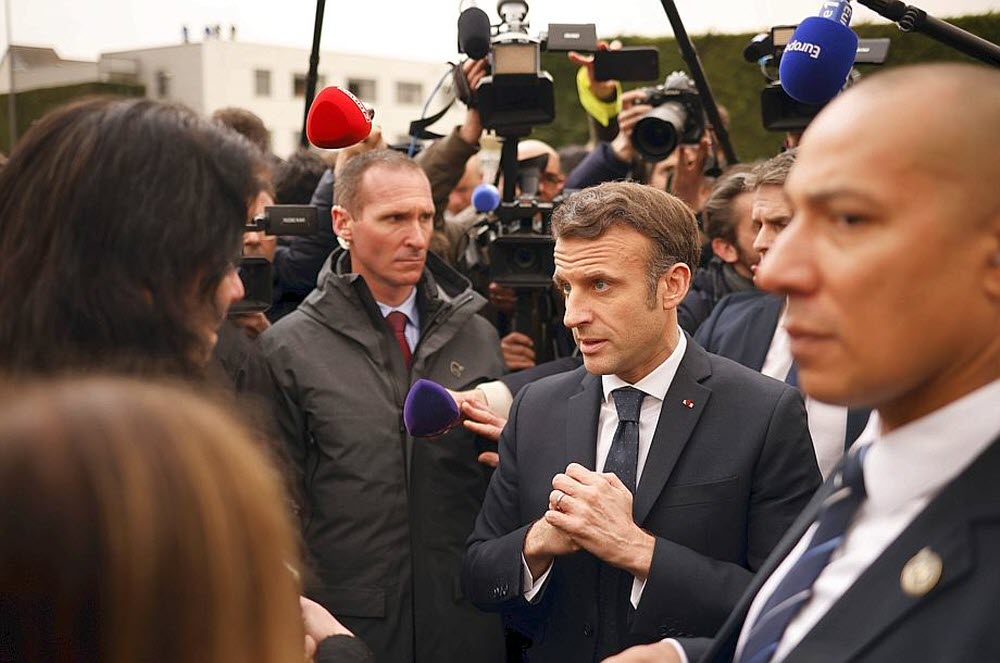 Présidentielle en France : Macron dézingué publiquement