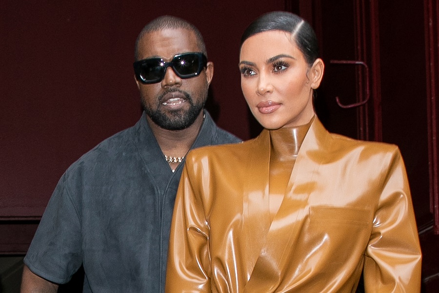 Kanye West compare sa rupture avec Kim K à la mort de la Reine d'Angleterre