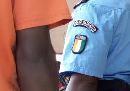 Côte d'Ivoire : Un agent de police meurt égorgé ; ses collègues suspectés