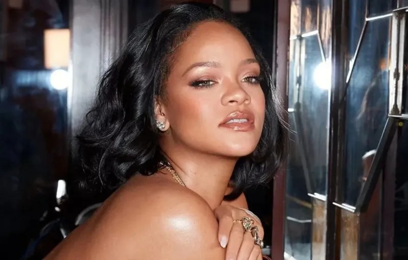 Rihanna : De retour avec une vidéo "hot", la toile en feu