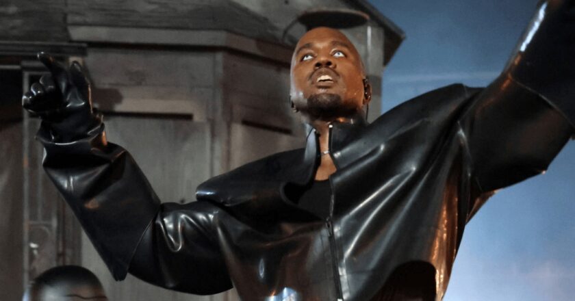 Kanye West : après Instagram et Twitter, une autre mauvaise nouvelle s’abat sur l’américain  